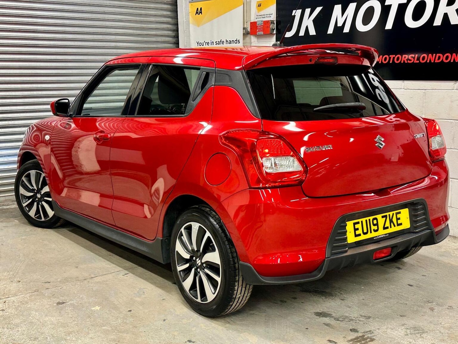 Used Suzuki Swift 2019 for sale - 77318356: Photo 15