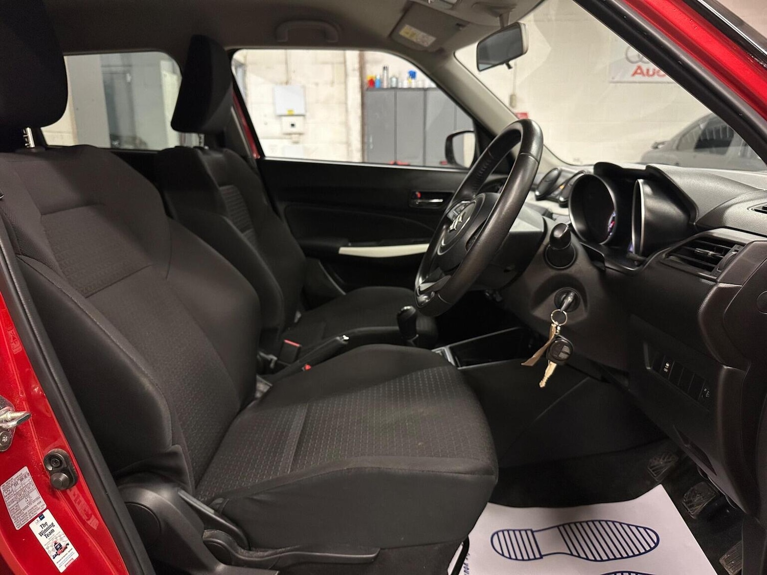 Used Suzuki Swift 2019 for sale - 77318356: Photo 43