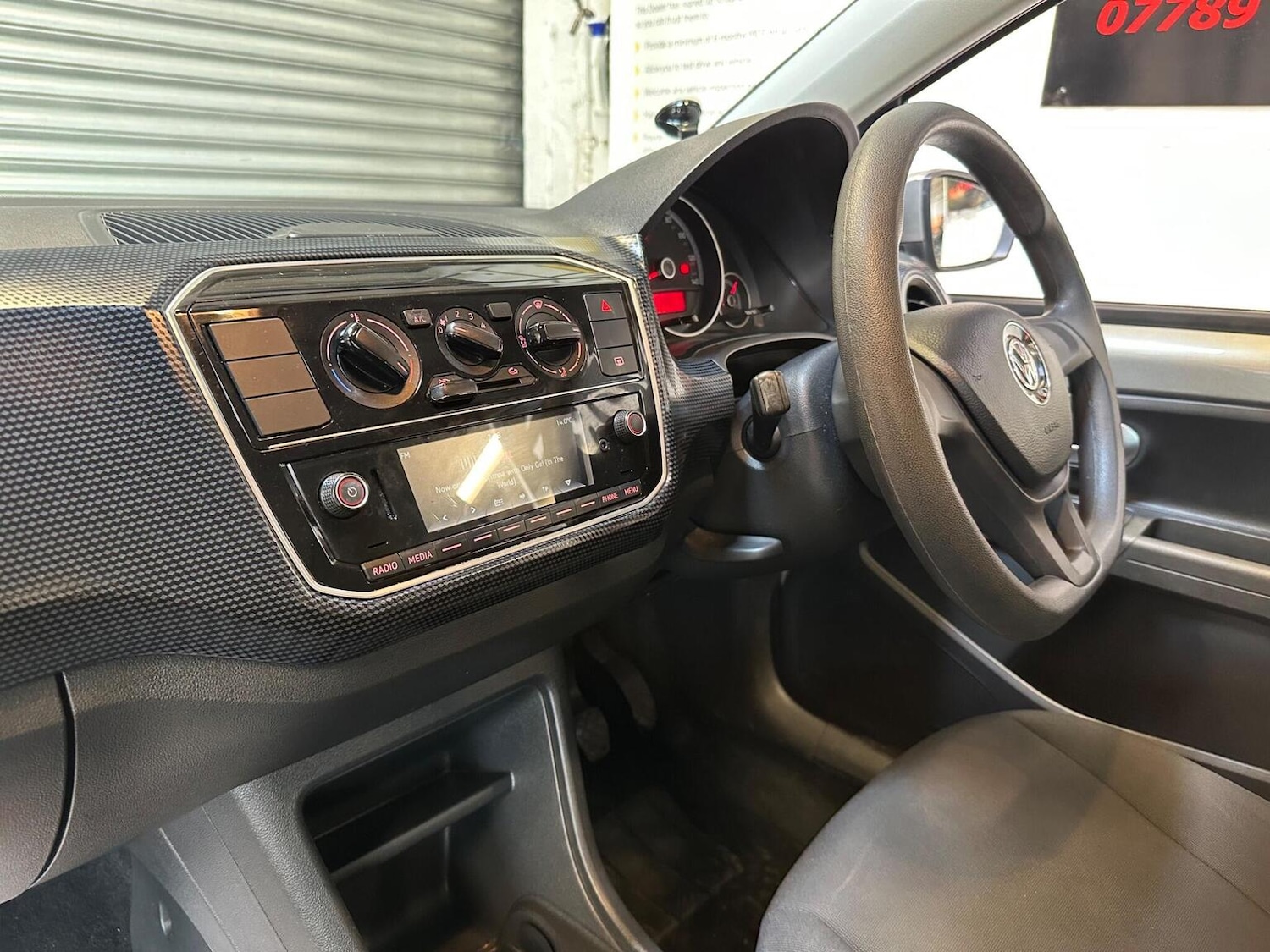 Used Volkswagen up! 2018 for sale - 78131561: Photo 12