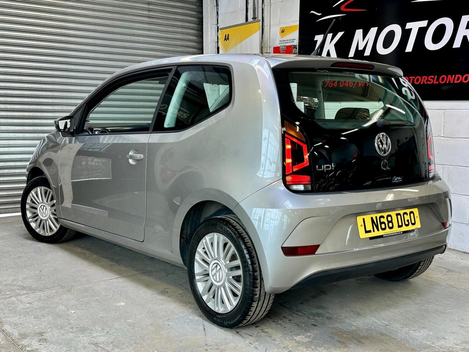 Used Volkswagen up! 2018 for sale - 78131561: Photo 37
