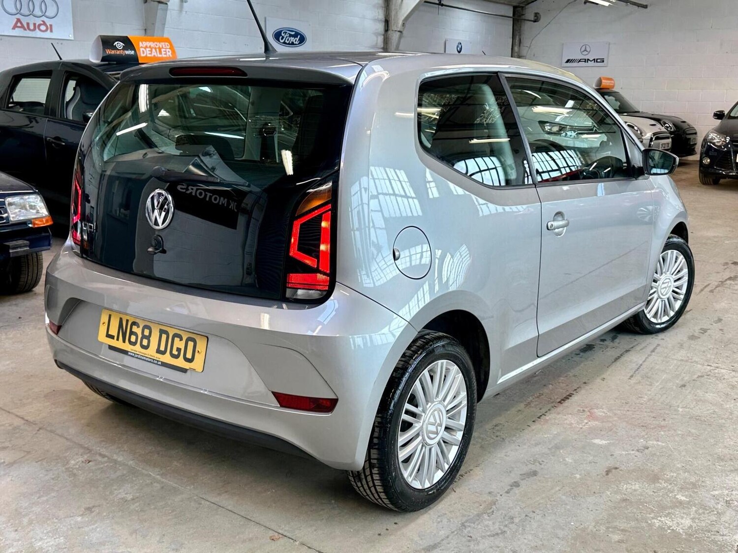 Used Volkswagen up! 2018 for sale - 78131561: Photo 38
