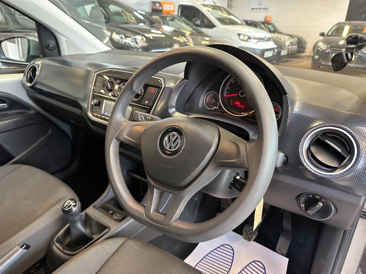 Used Volkswagen up! 2018 for sale - 78131561: Photo 42
