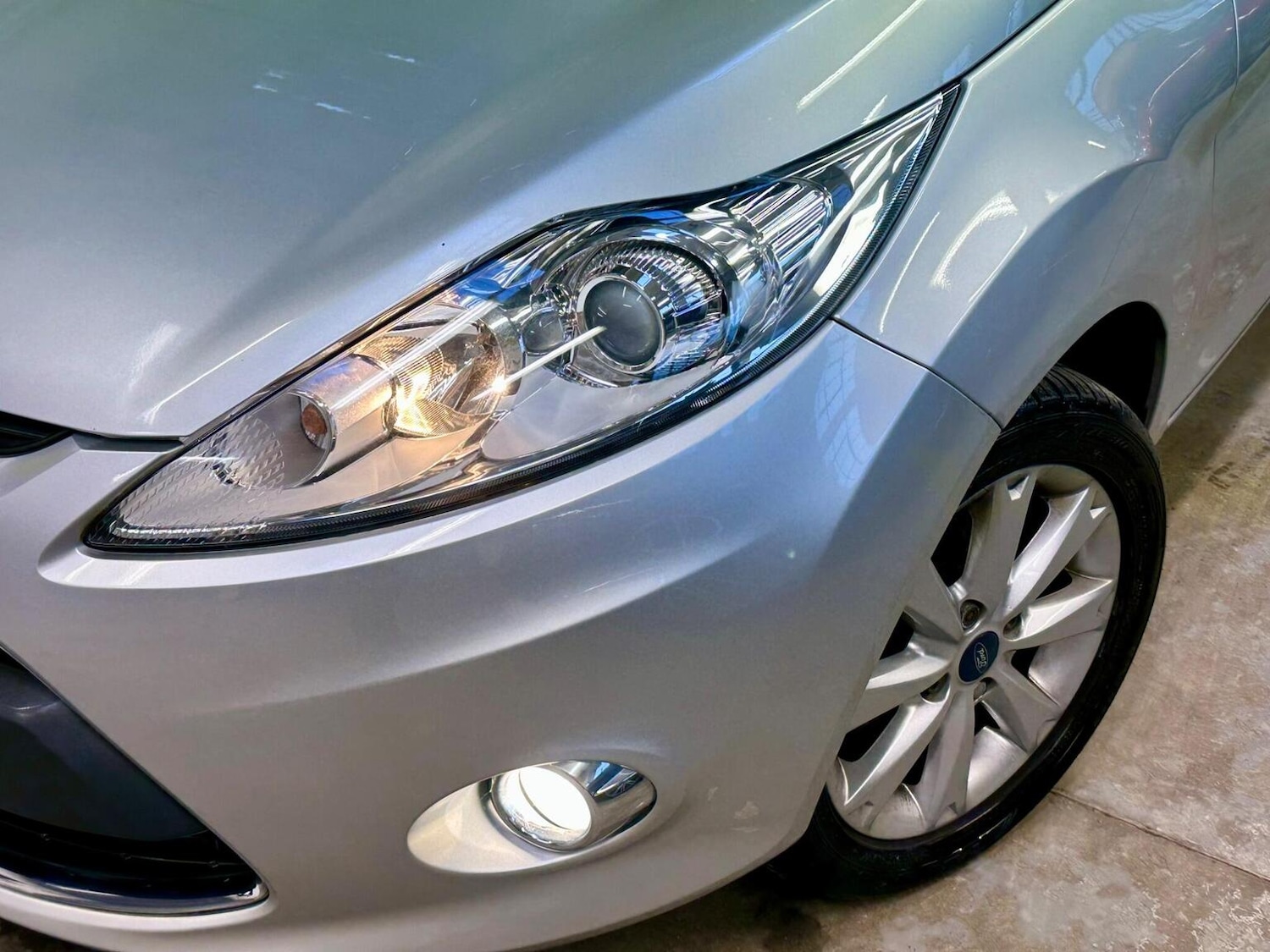 Used Ford Fiesta 2010 for sale - 77398359: Photo 27