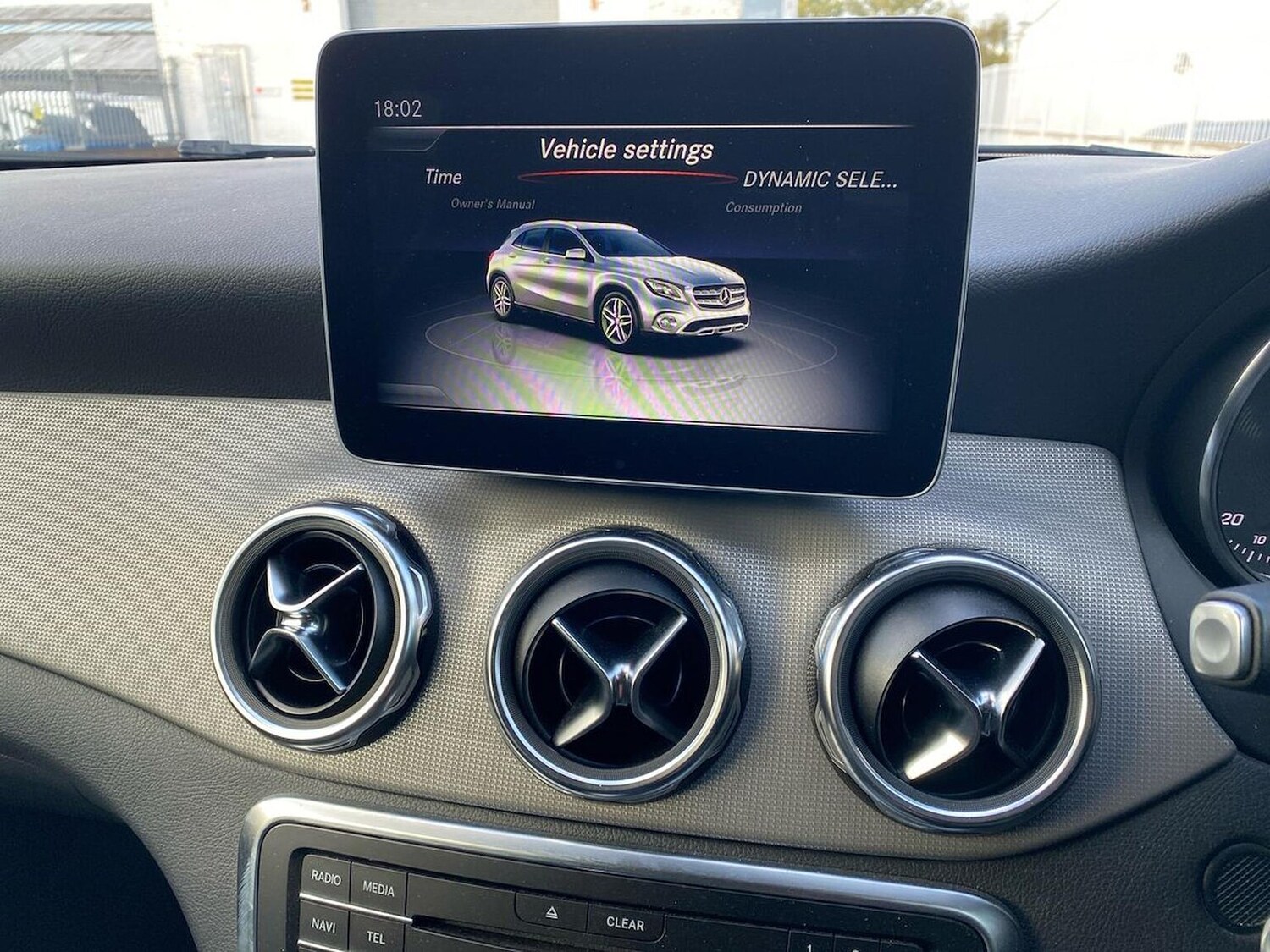Used Mercedes-Benz GLA 2019 for sale - 76040643: Photo 11