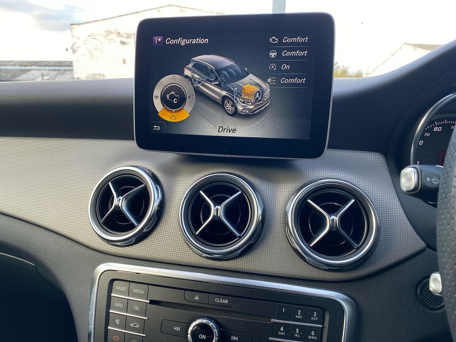 Used Mercedes-Benz GLA 2019 for sale - 76040643: Photo 12