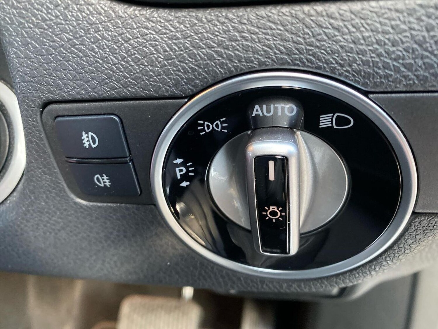 Used Mercedes-Benz GLA 2019 for sale - 76040643: Photo 22