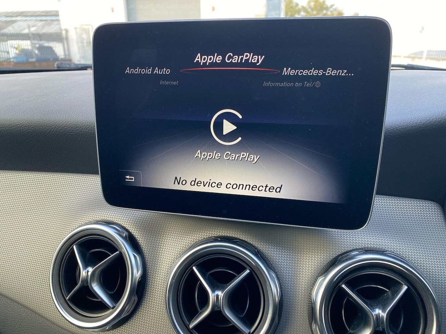 Used Mercedes-Benz GLA 2019 for sale - 76040643: Photo 24