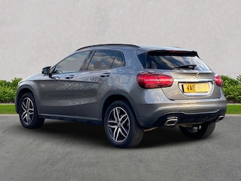 Used Mercedes-Benz GLA 2019 for sale - 76040643: Photo 2