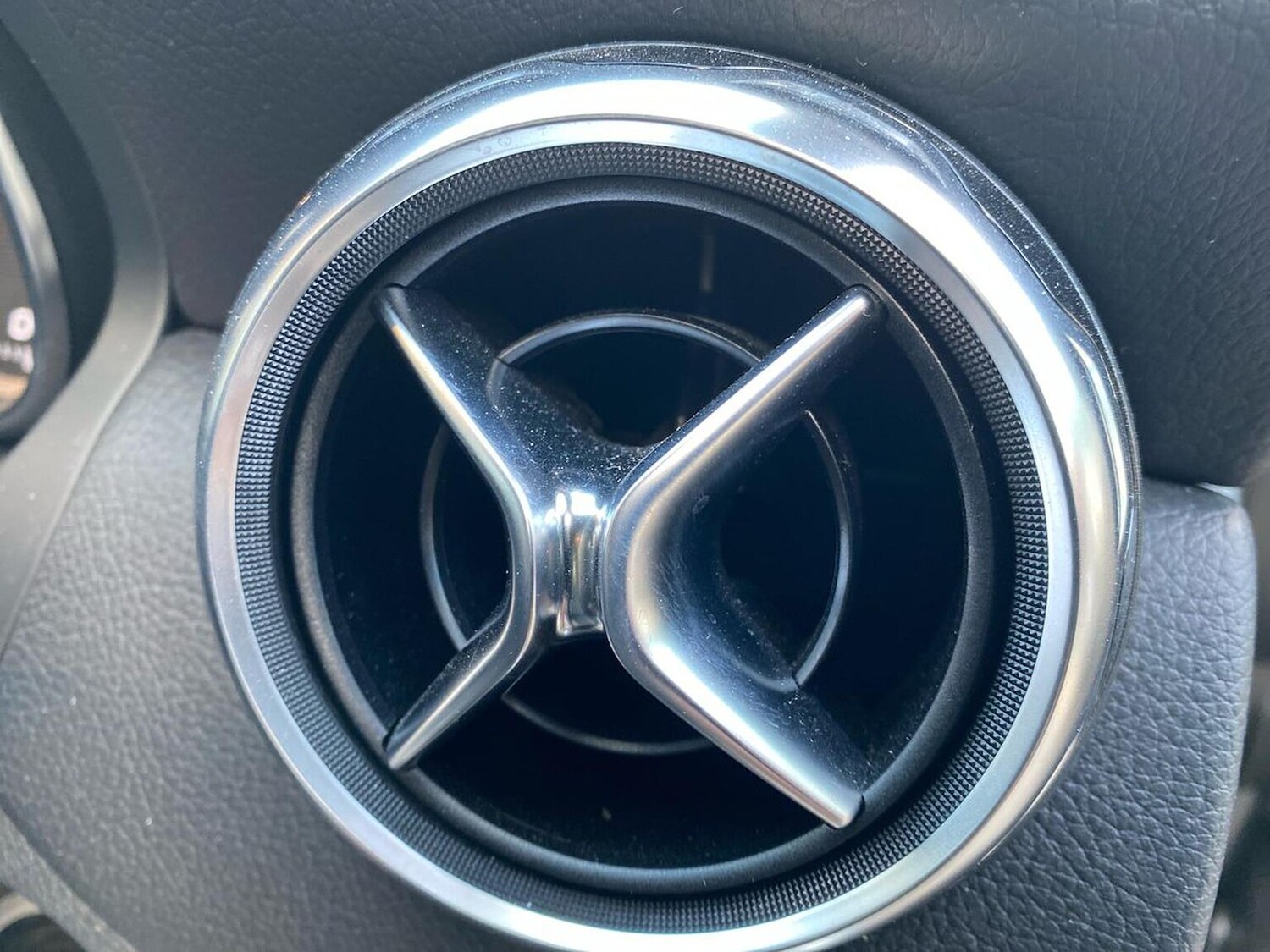 Used Mercedes-Benz GLA 2019 for sale - 76040643: Photo 31