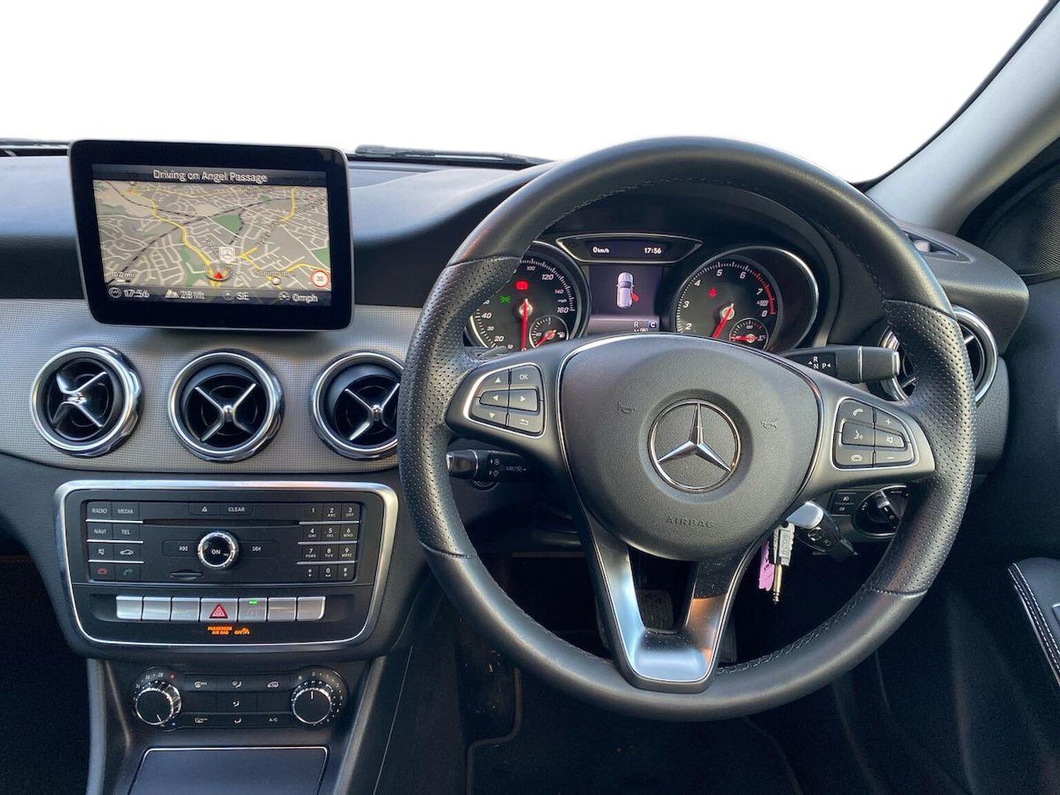 Used Mercedes-Benz GLA 2019 for sale - 76040643: Photo 9