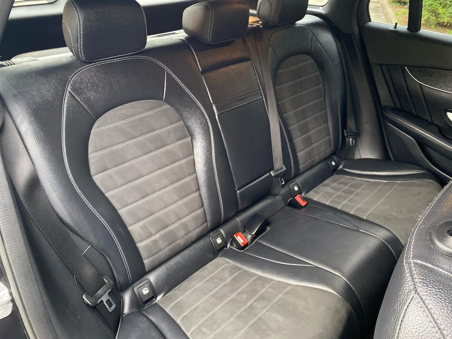 Used Mercedes-Benz GLC 2020 for sale - 76144173: Photo 16
