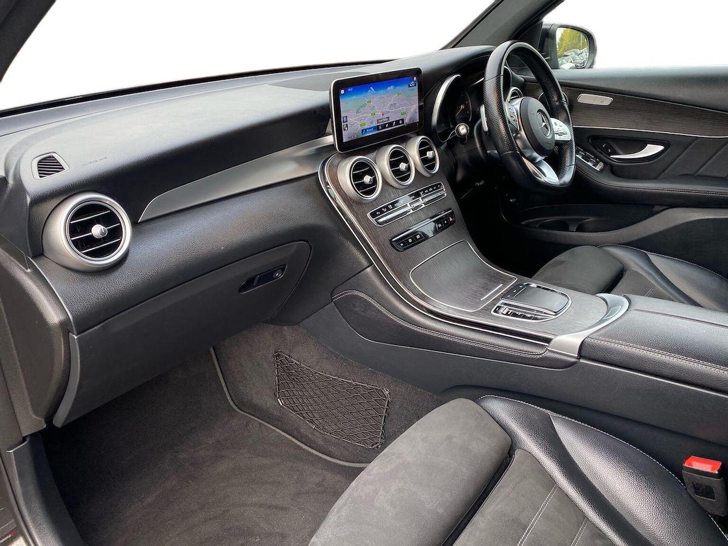 Used Mercedes-Benz GLC 2020 for sale - 76144173: Photo 7