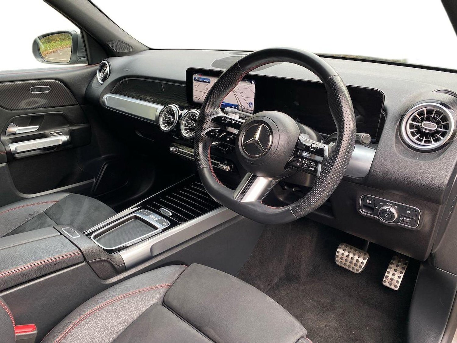 Used Mercedes-Benz GLB 2024 for sale - 77080855: Photo 17