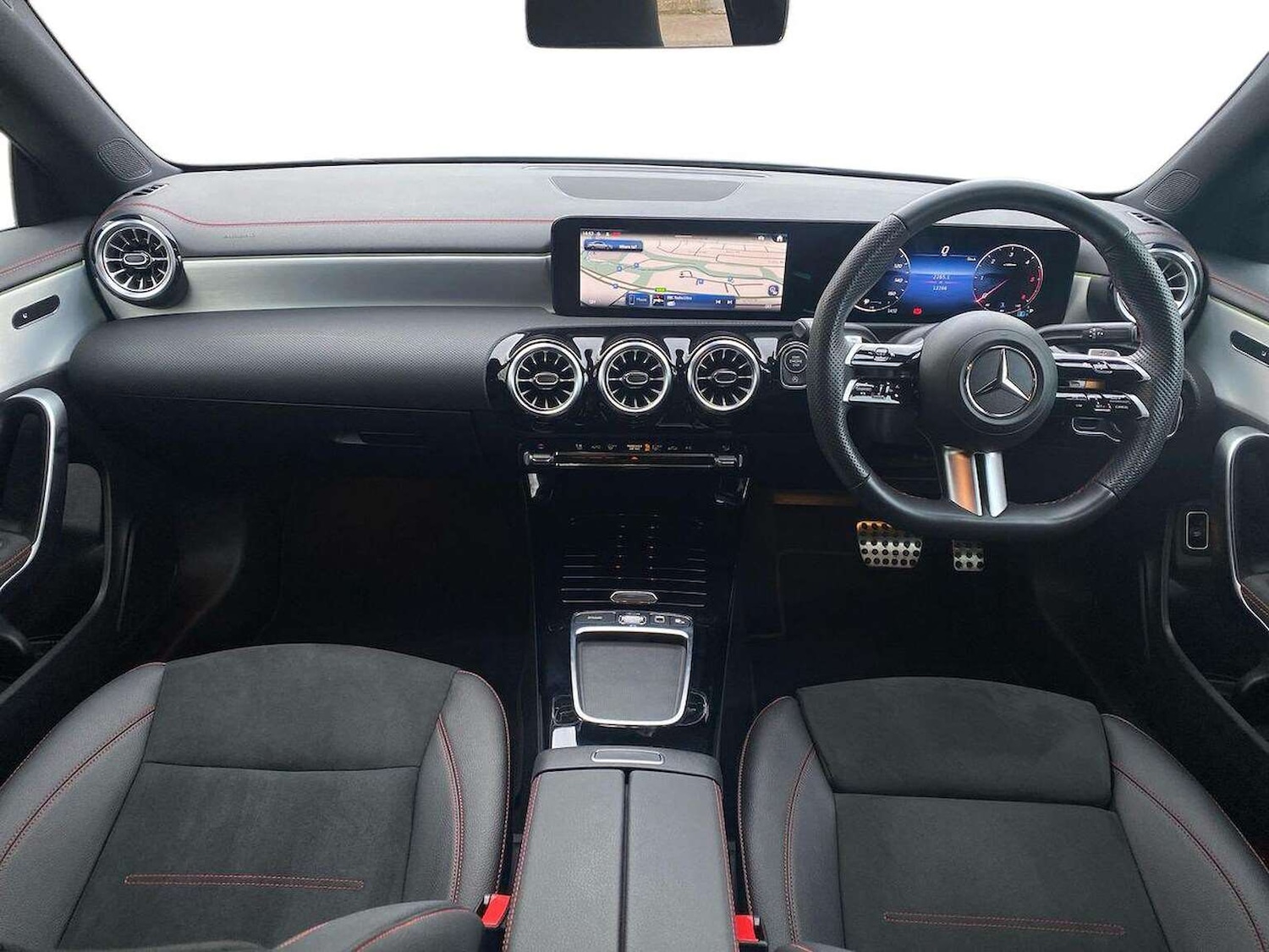 Used Mercedes-Benz CLA 2025 for sale - 77872078: Photo 8