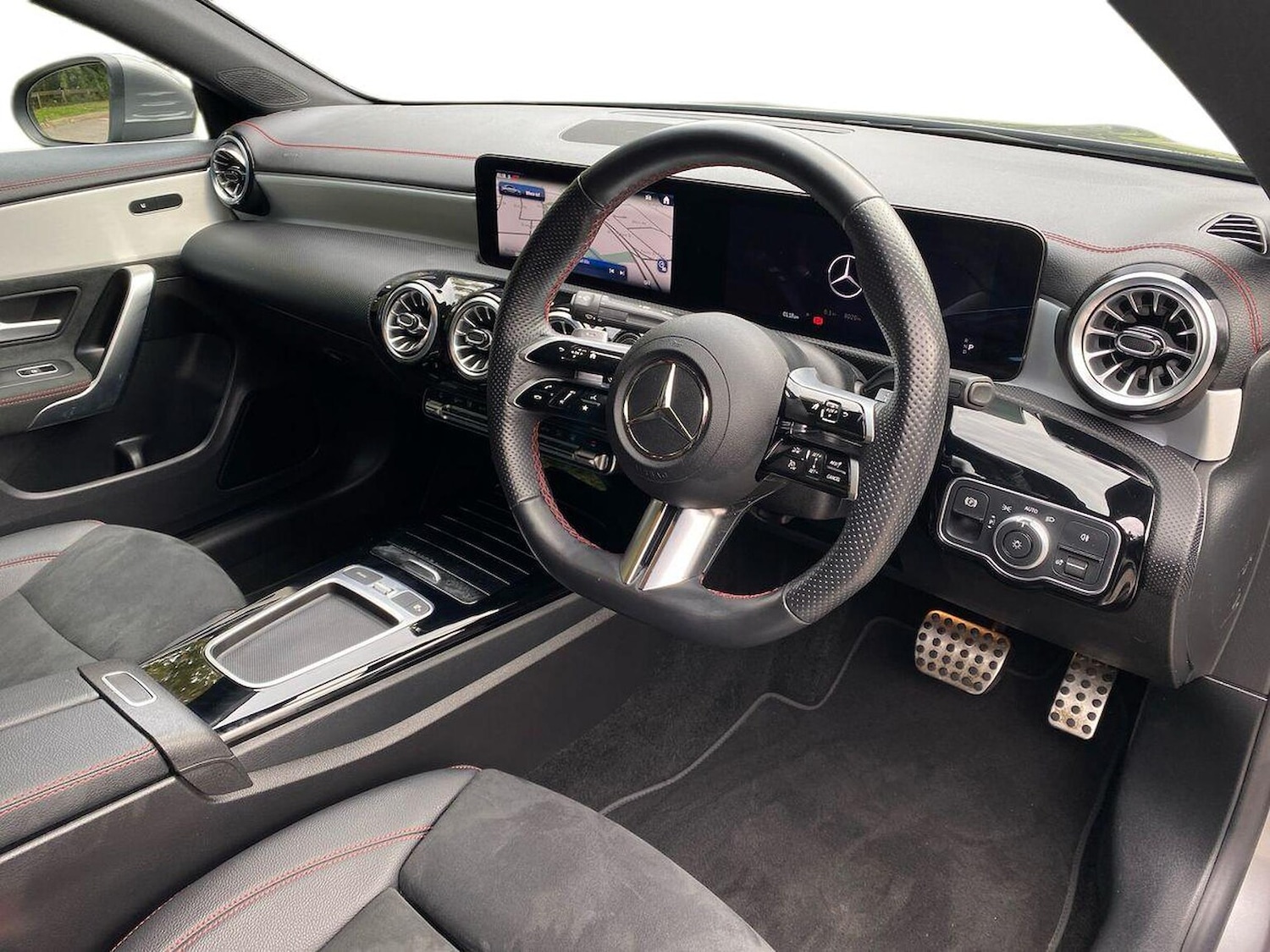 Used Mercedes-Benz CLA 2024 for sale - 76157180: Photo 15