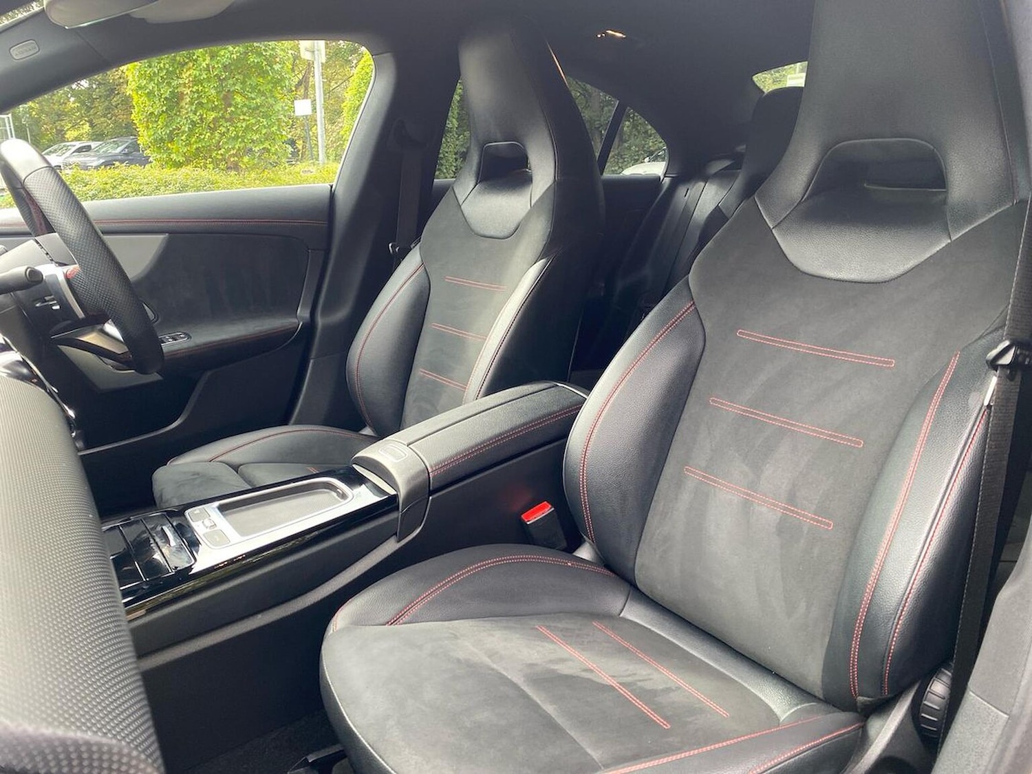 Used Mercedes-Benz CLA 2024 for sale - 76157180: Photo 31