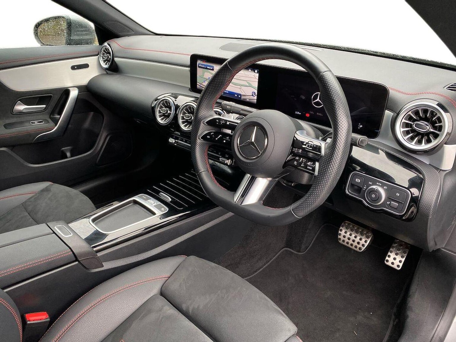 Used Mercedes-Benz CLA 2024 for sale - 76877903: Photo 15