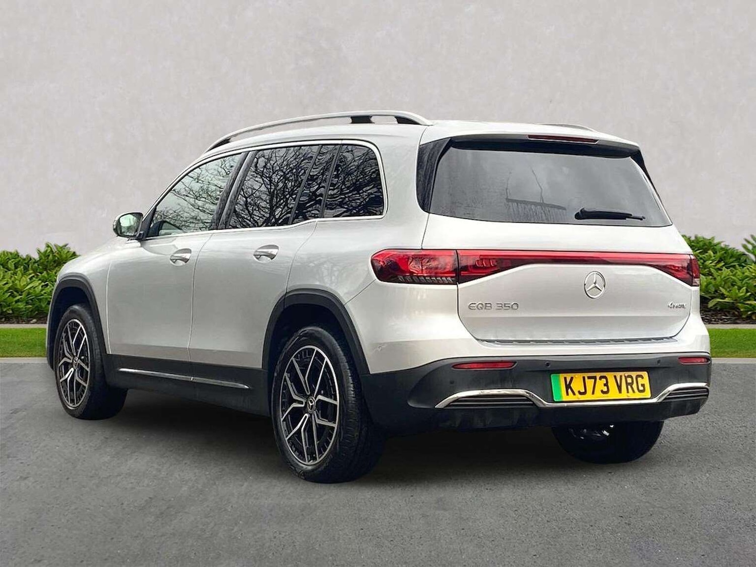 Used Mercedes-Benz EQB 2024 for sale - 77650276: Photo 2