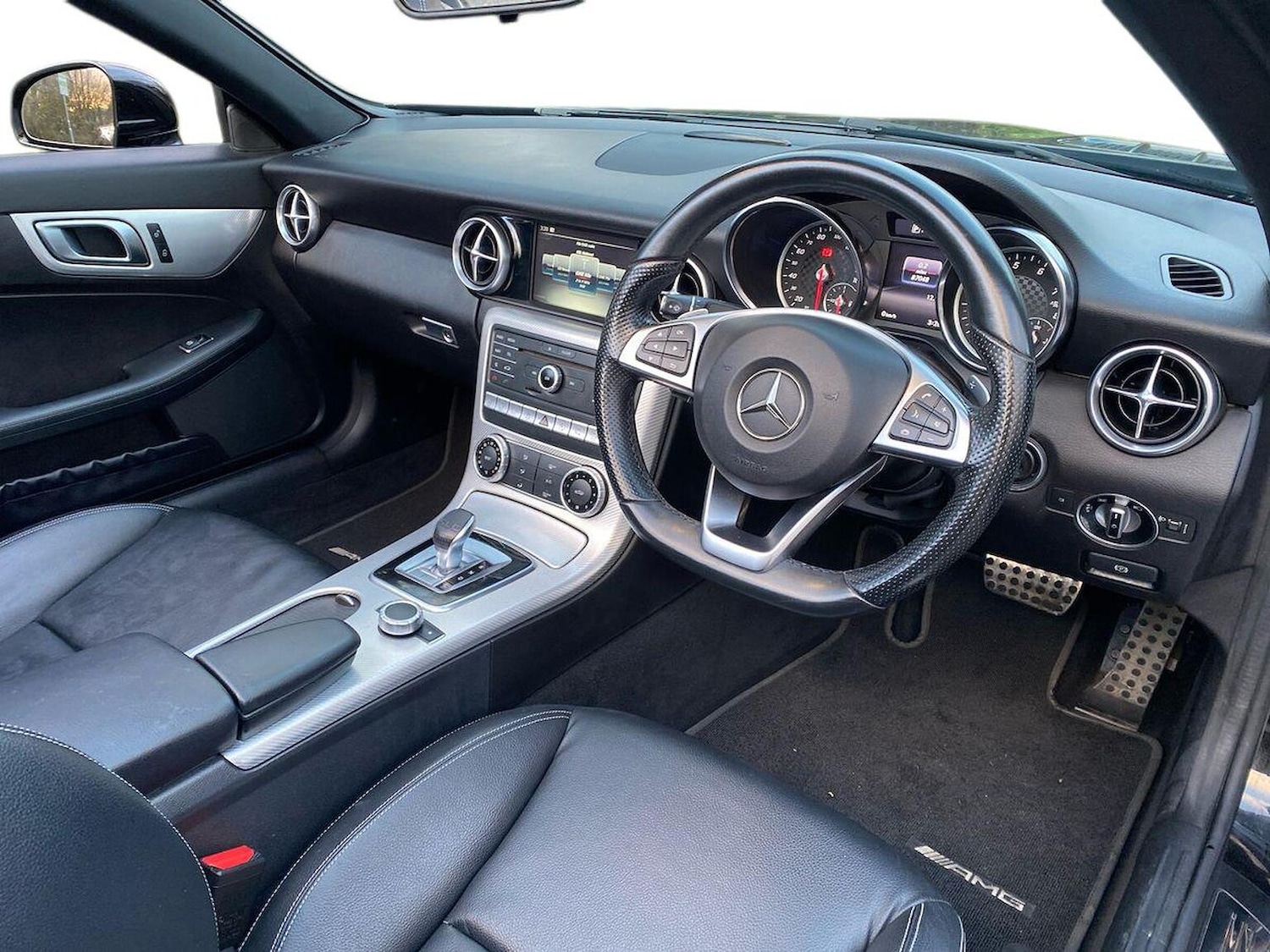 Used Mercedes-Benz SLC 2017 for sale - 76918977: Photo 15