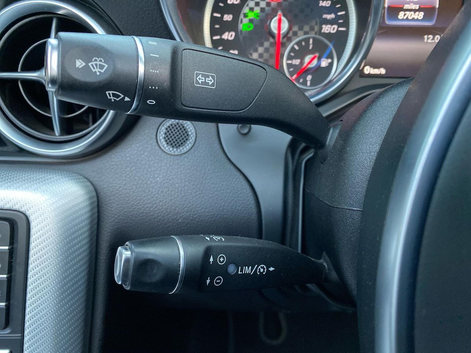 Used Mercedes-Benz SLC 2017 for sale - 76918977: Photo 28