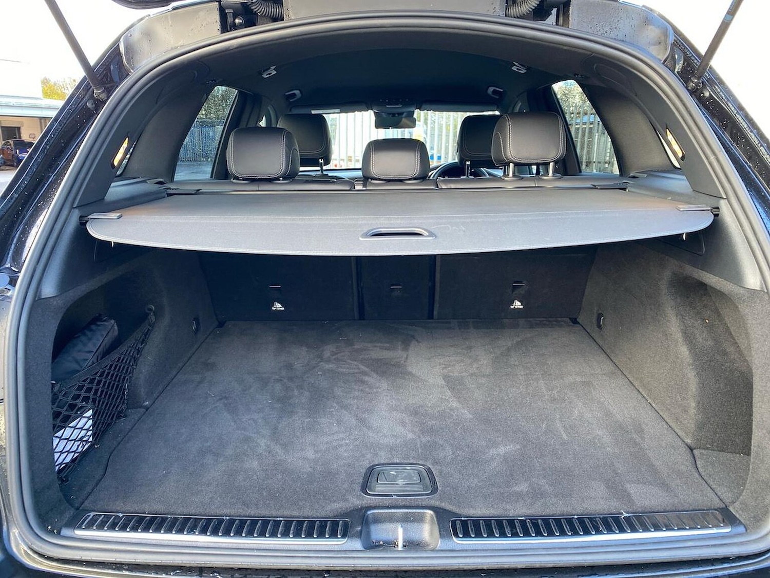 Used Mercedes-Benz GLC 2022 for sale - 76437289: Photo 17