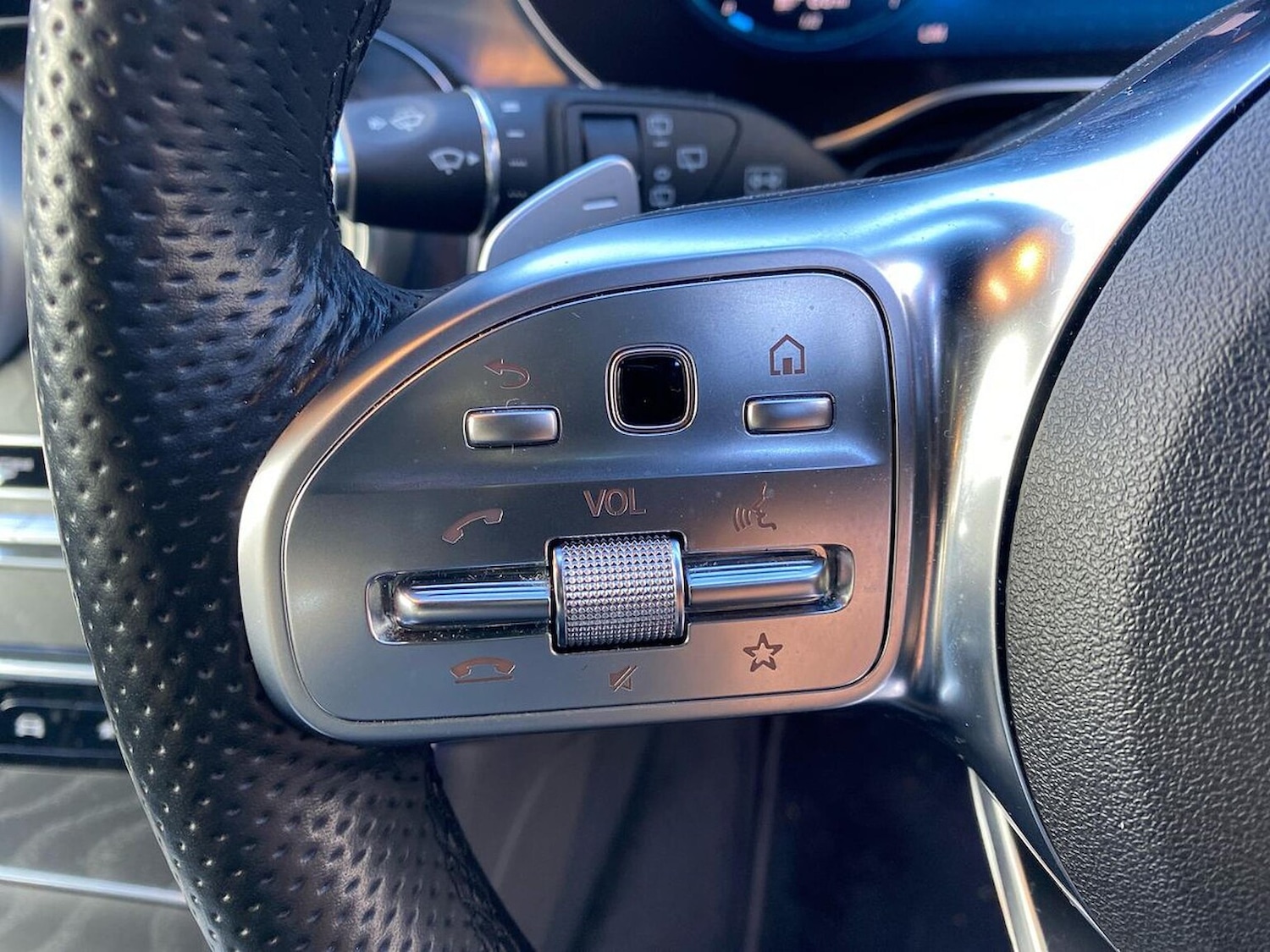 Used Mercedes-Benz GLC 2022 for sale - 76437289: Photo 26