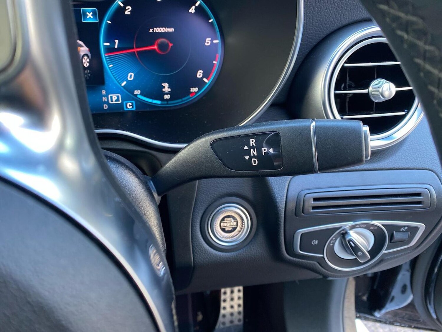 Used Mercedes-Benz GLC 2022 for sale - 76437289: Photo 29