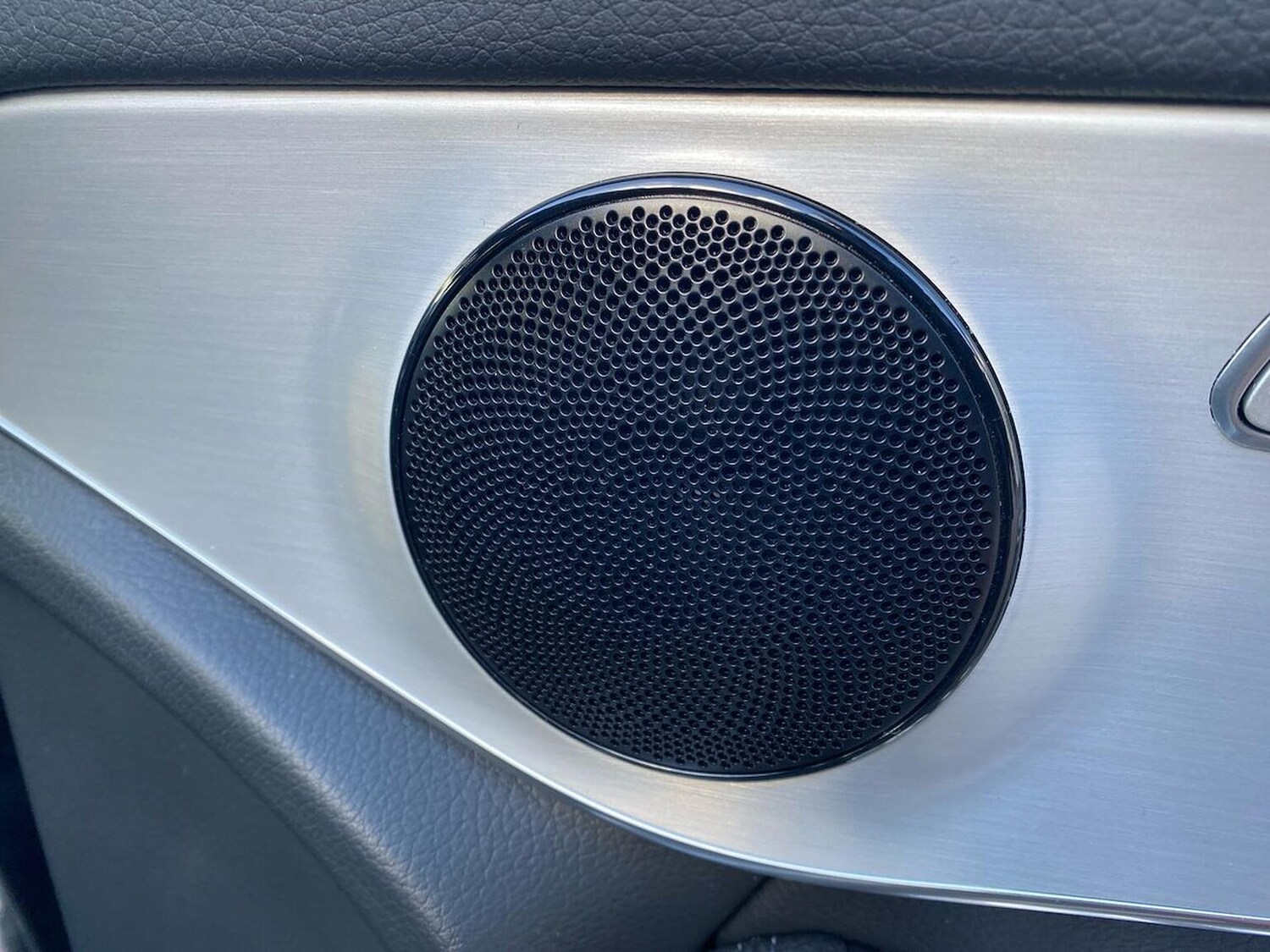 Used Mercedes-Benz GLC 2022 for sale - 76437289: Photo 31