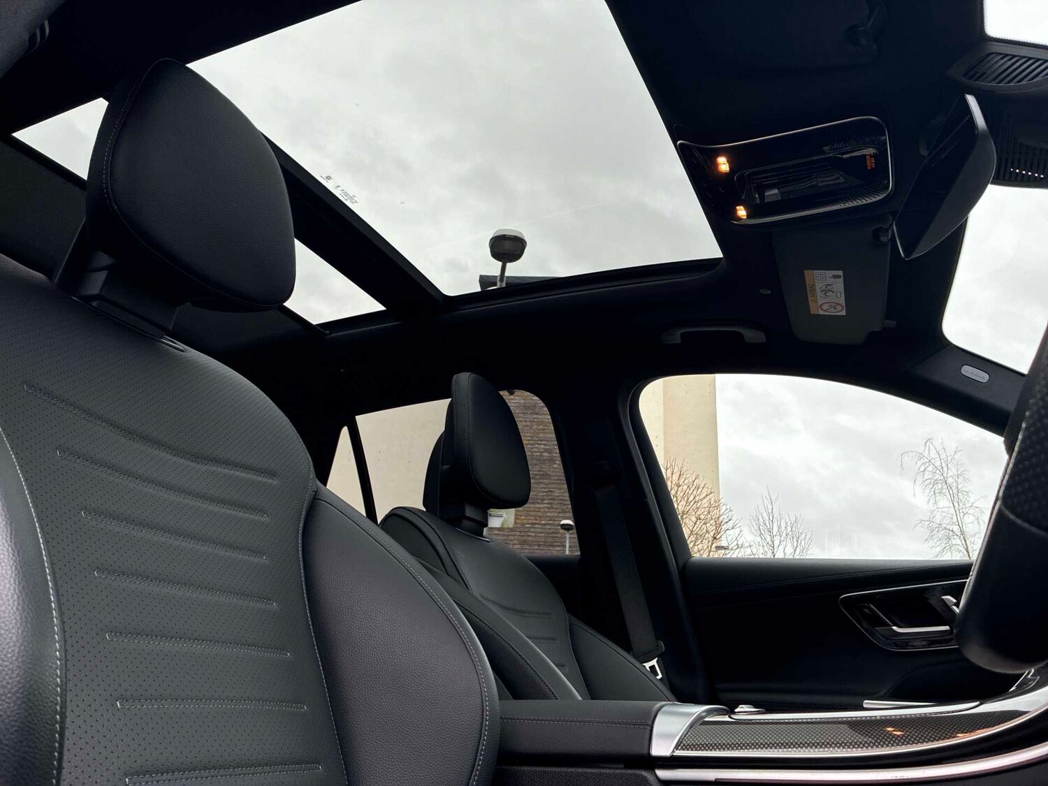 Used Mercedes-Benz GLC 2025 for sale - 78026116: Photo 14