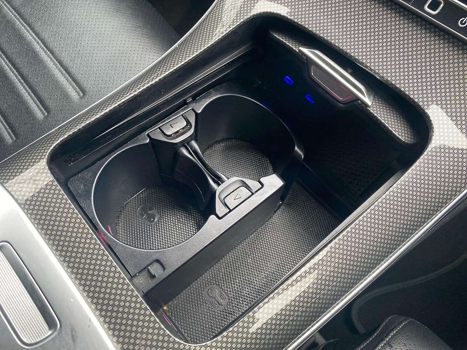 Used Mercedes-Benz C Class 2024 for sale - 77687998: Photo 32