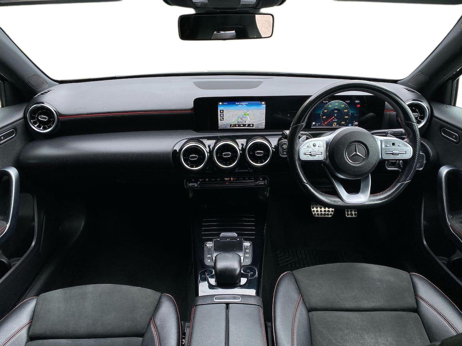 Used Mercedes-Benz A-Class 2020 for sale - 76363349: Photo 8