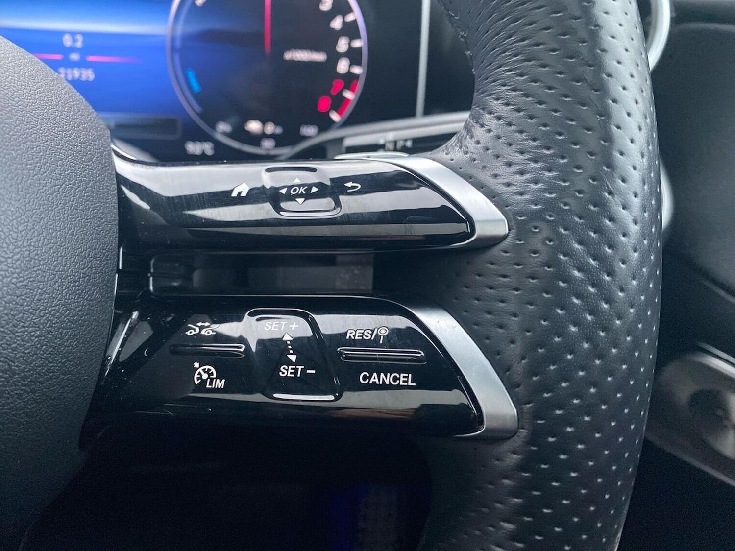 Used Mercedes-Benz GLC 2023 for sale - 77488466: Photo 27