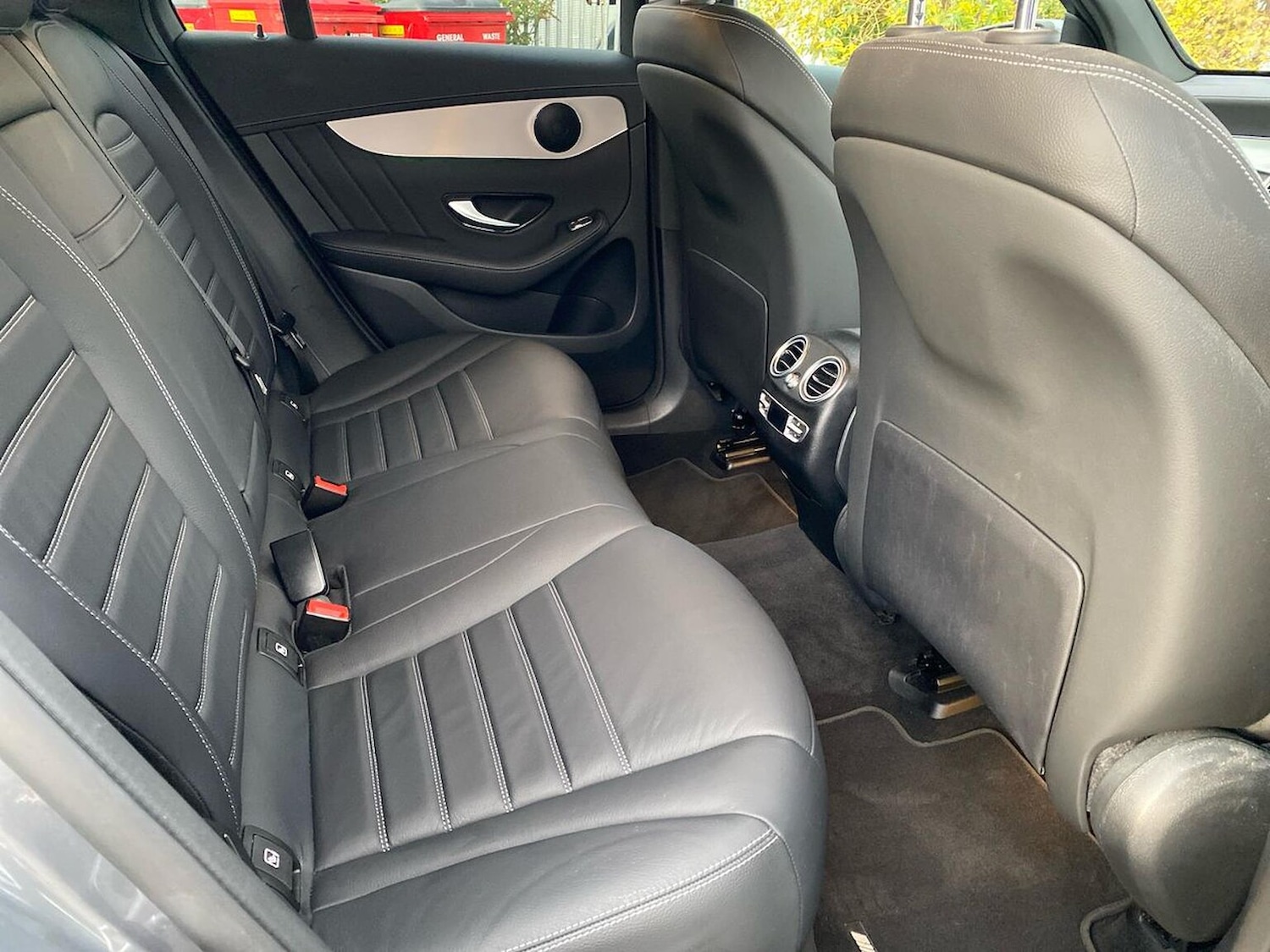 Used Mercedes-Benz GLC 2022 for sale - 76057948: Photo 16
