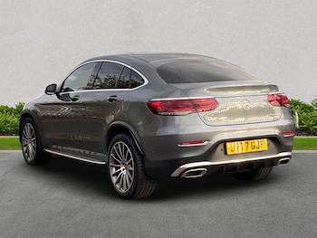 Used Mercedes-Benz GLC 2022 for sale - 76057948: Photo 2