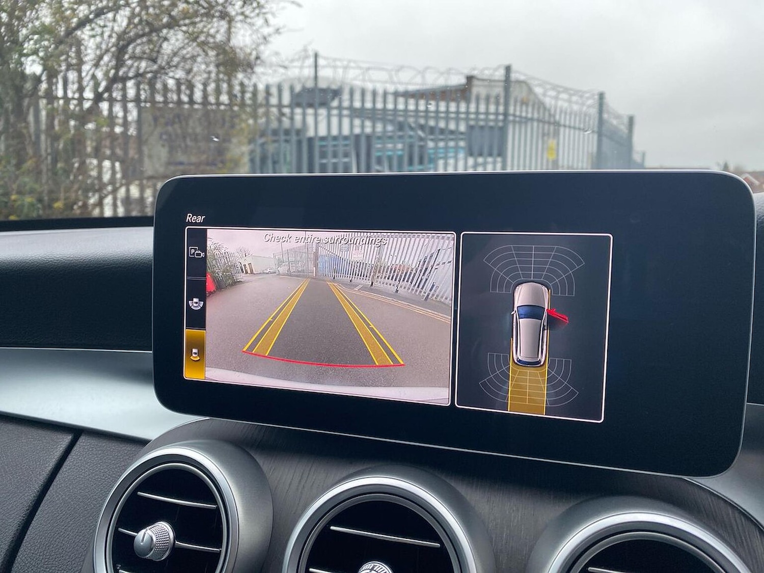 Used Mercedes-Benz C Class 2020 for sale - 76594665: Photo 23