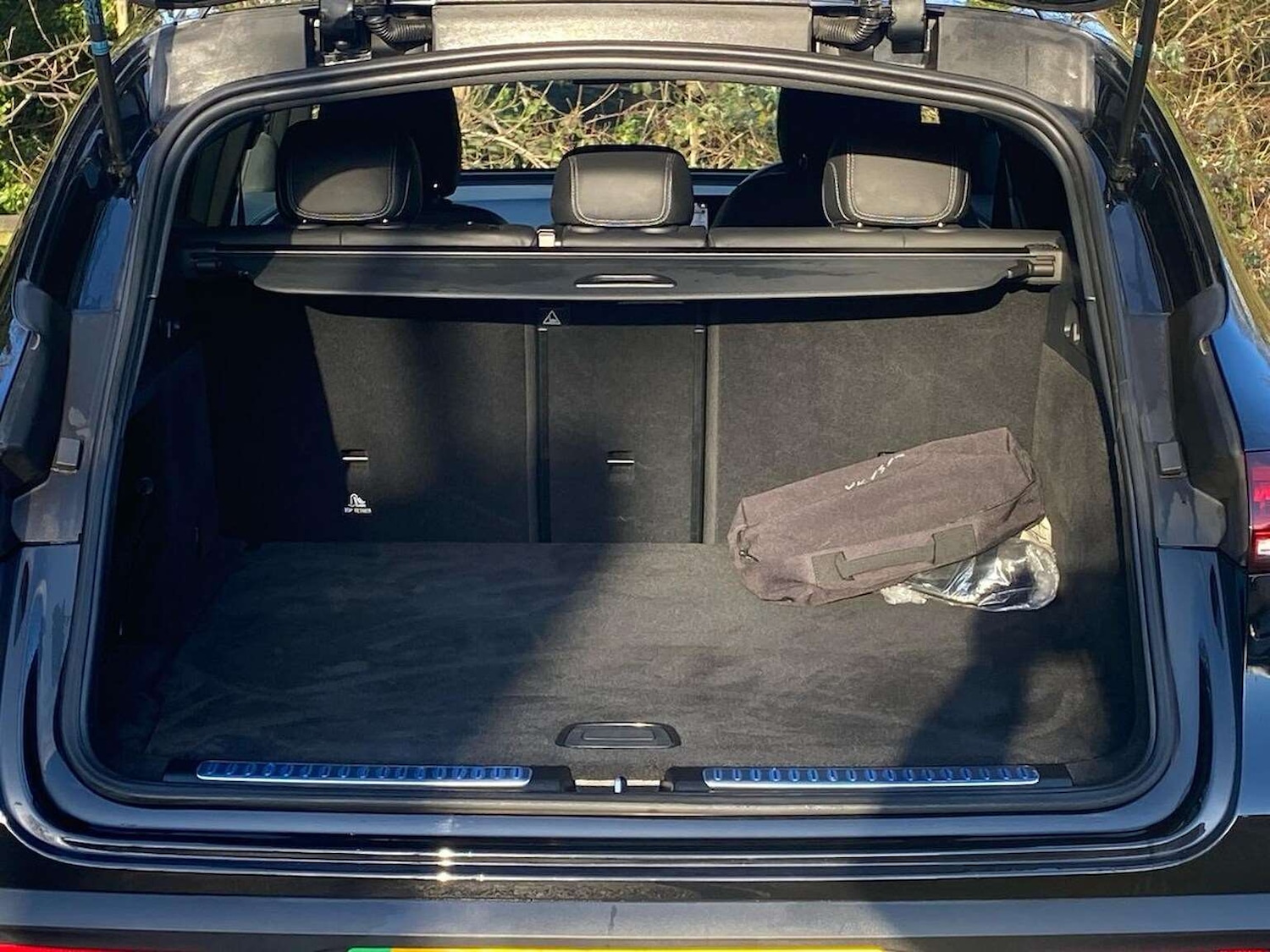 Used Mercedes-Benz EQC 2023 for sale - 77688071: Photo 17