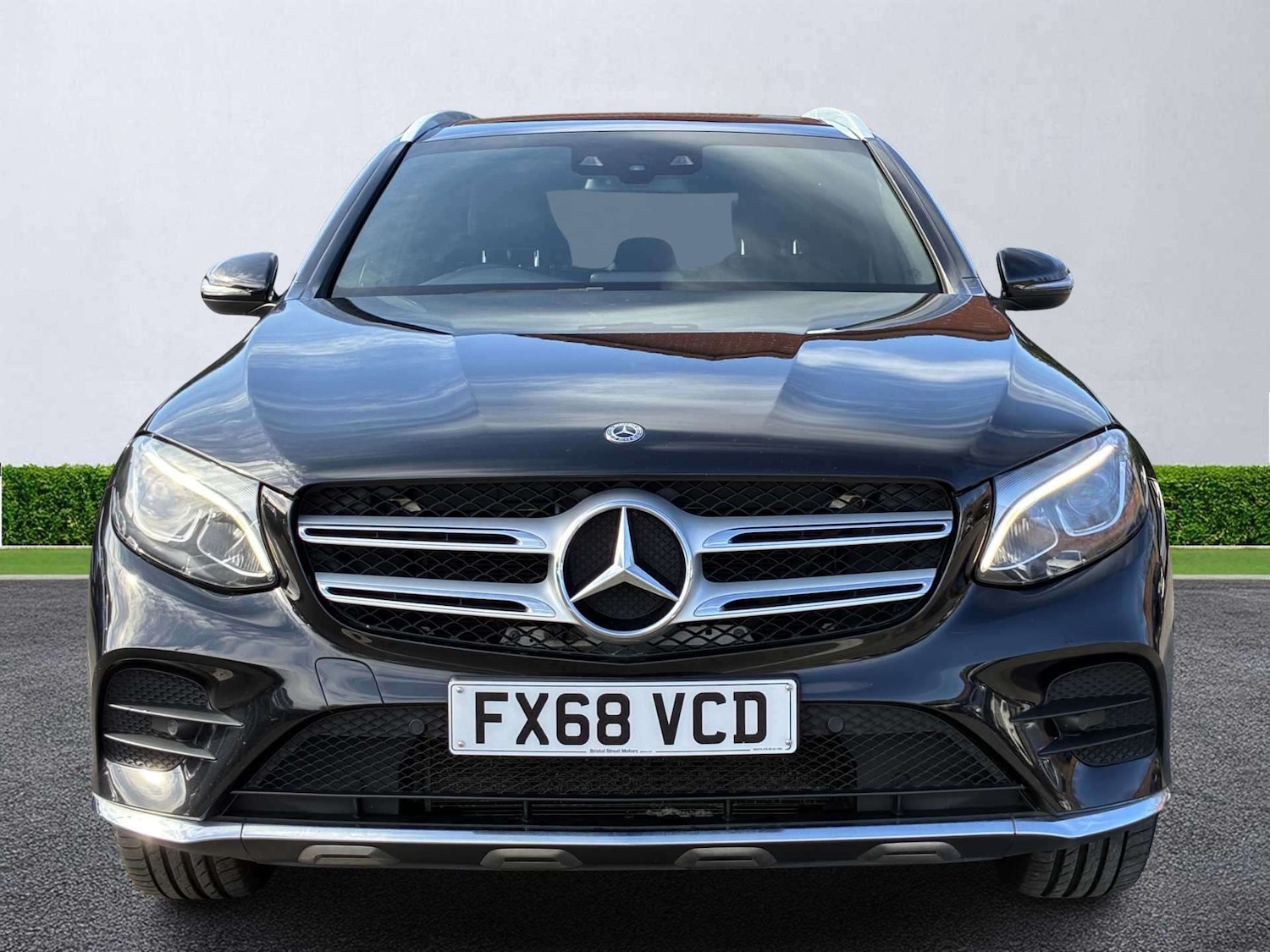 Used Mercedes-Benz GLC 2018 for sale - 78064467: Photo 2