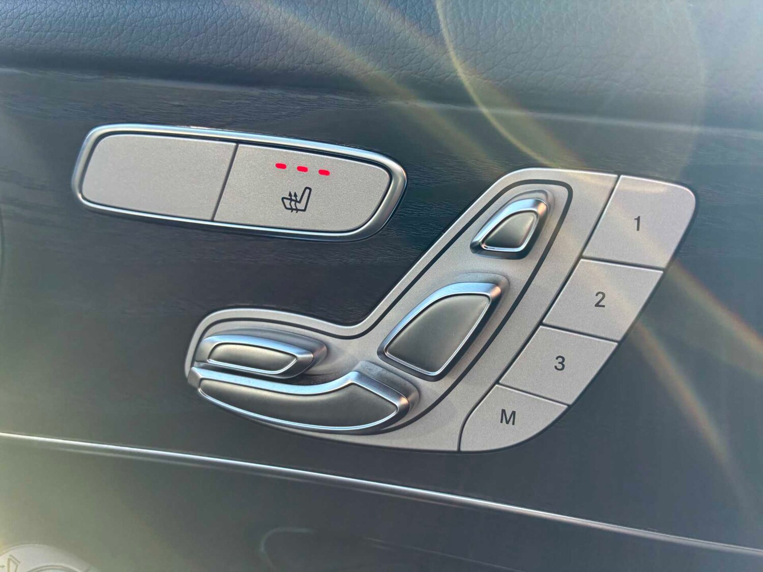 Used Mercedes-Benz GLC 2018 for sale - 78064467: Photo 27