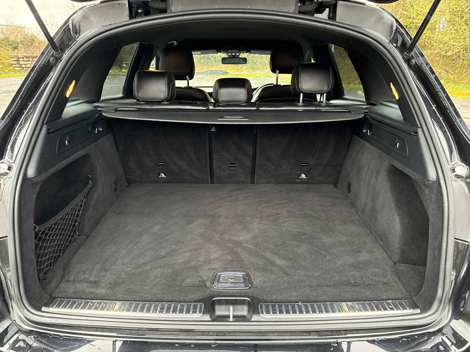 Used Mercedes-Benz GLC 2019 for sale - 78193902: Photo 17