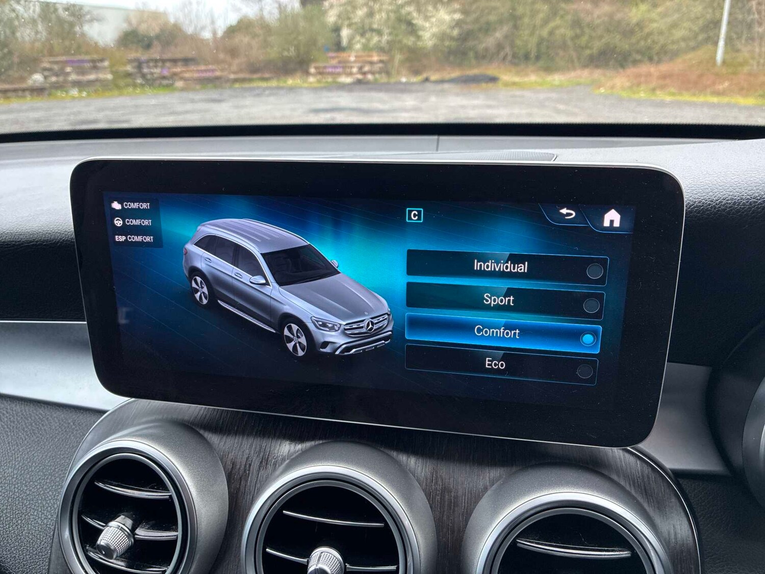 Used Mercedes-Benz GLC 2019 for sale - 78193902: Photo 27