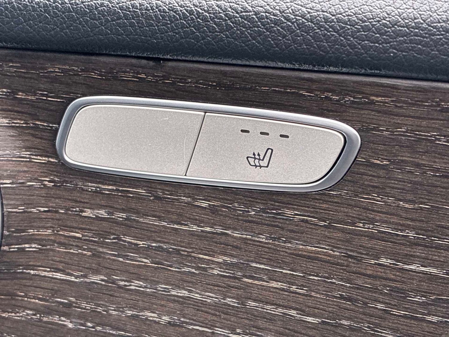 Used Mercedes-Benz GLC 2019 for sale - 78193902: Photo 32