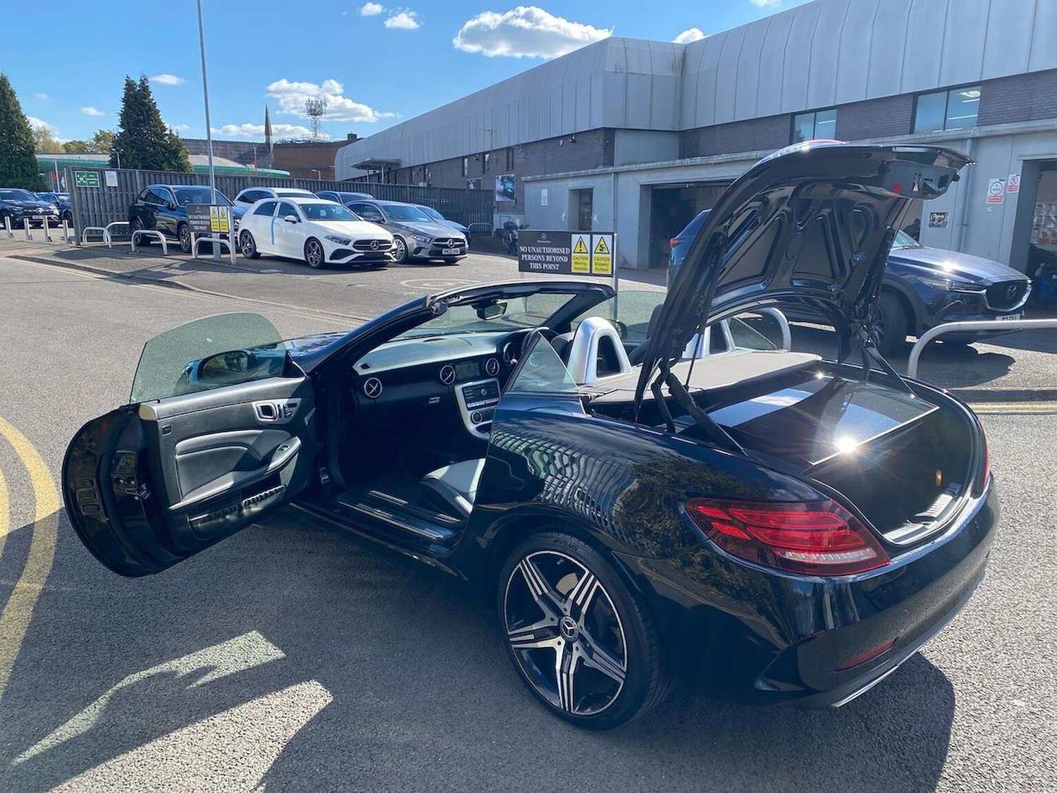 Used Mercedes-Benz SLC 2020 for sale - 76040645: Photo 40