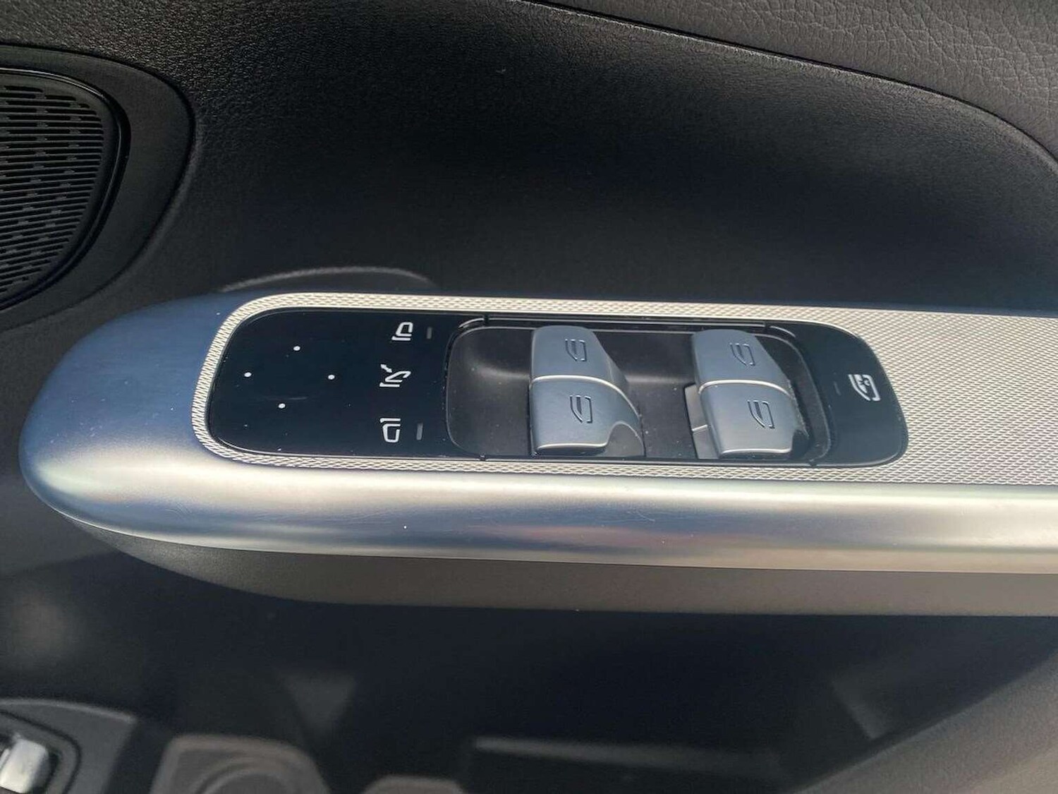 Used Mercedes-Benz GLC 2023 for sale - 77688032: Photo 21