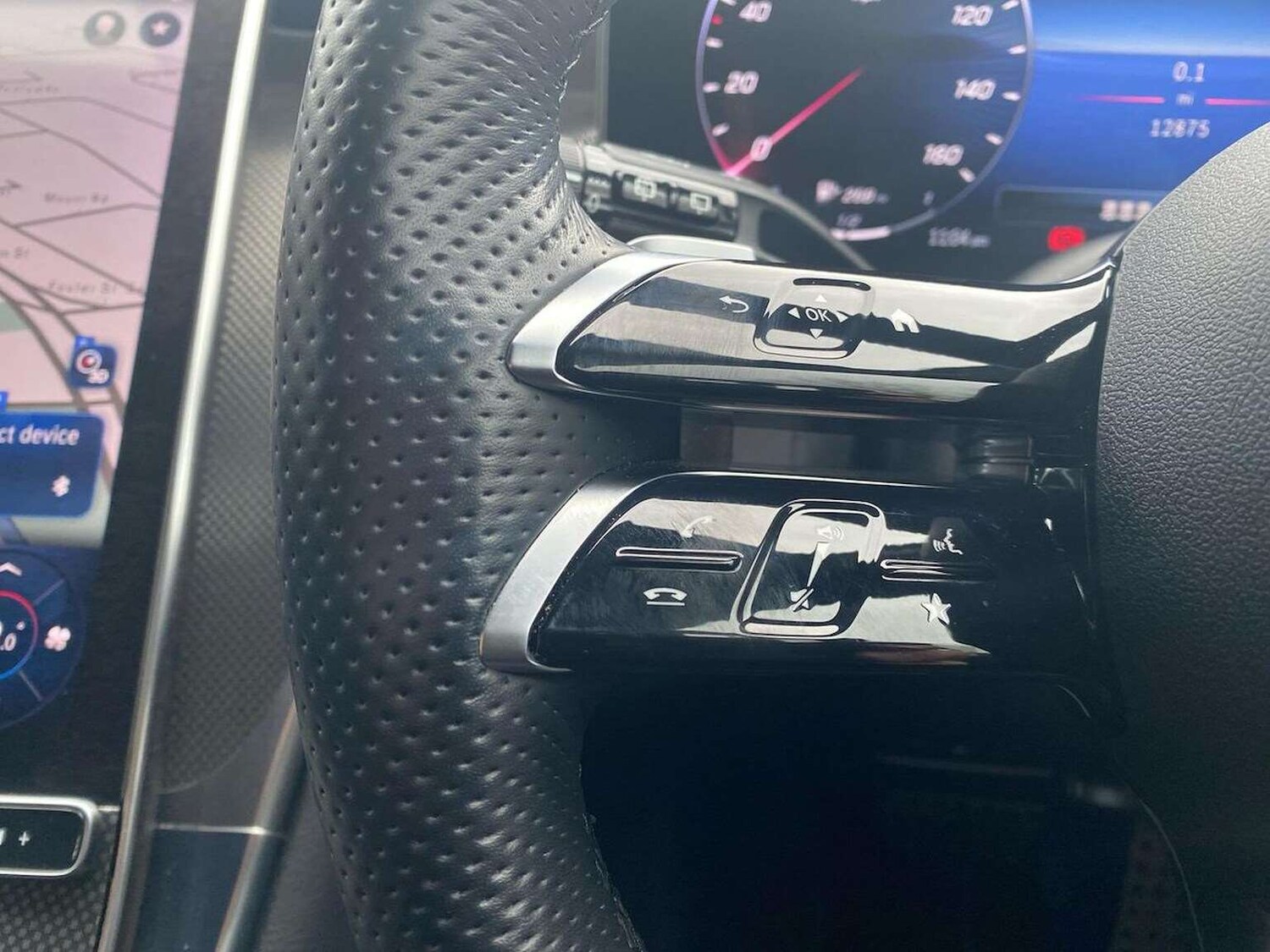 Used Mercedes-Benz GLC 2023 for sale - 77688032: Photo 26