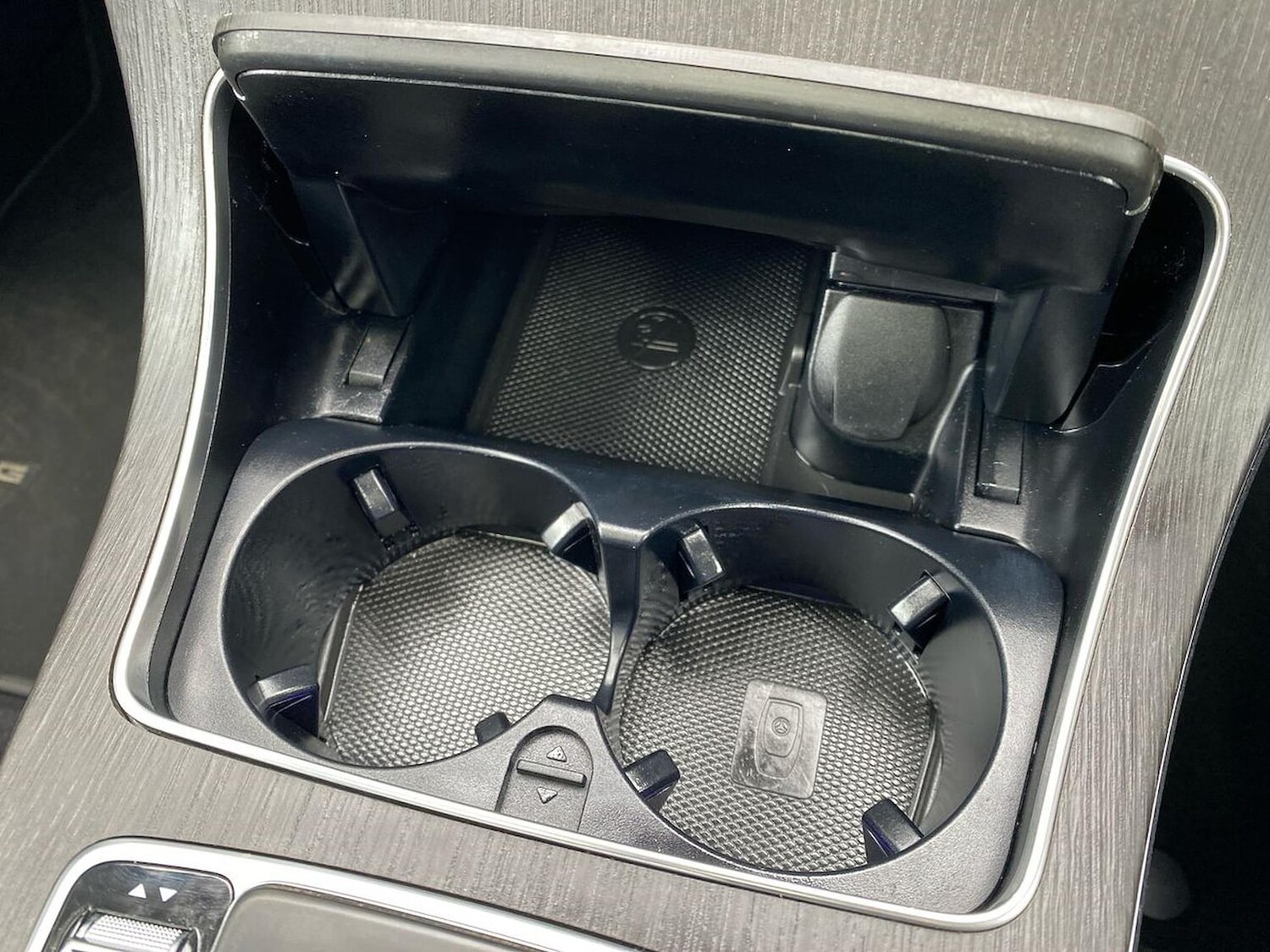 Used Mercedes-Benz GLC 2022 for sale - 76490560: Photo 32