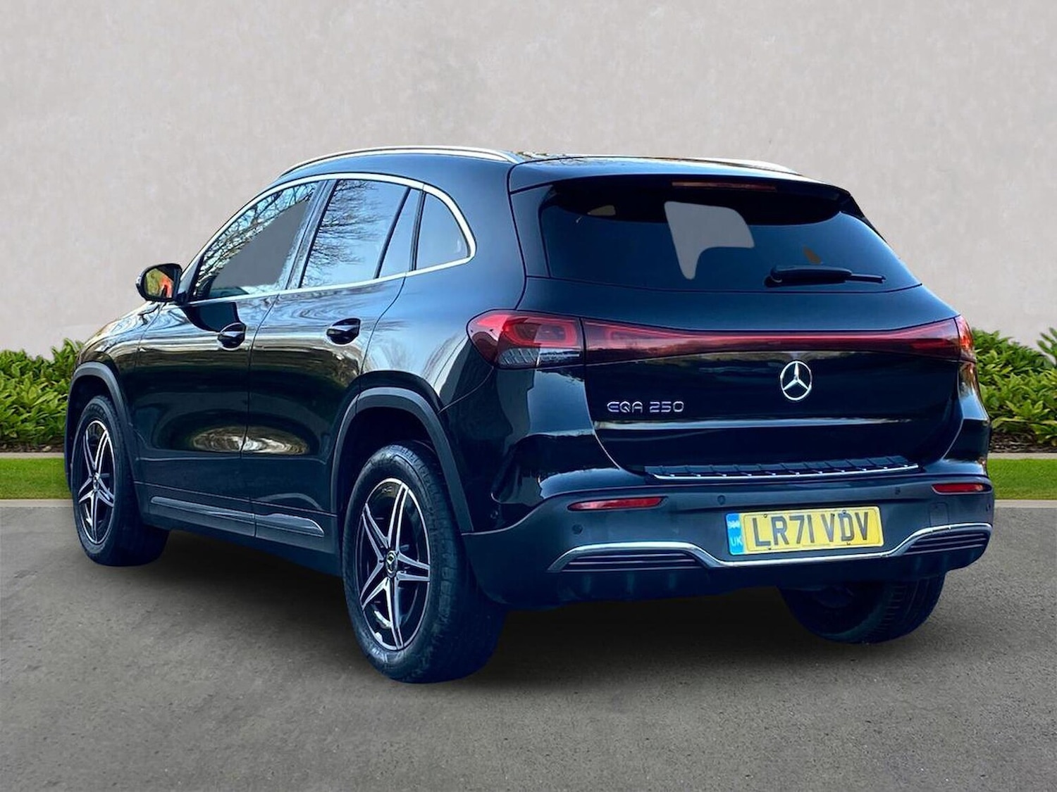 Used Mercedes-Benz EQA 2021 for sale - 76879705: Photo 2