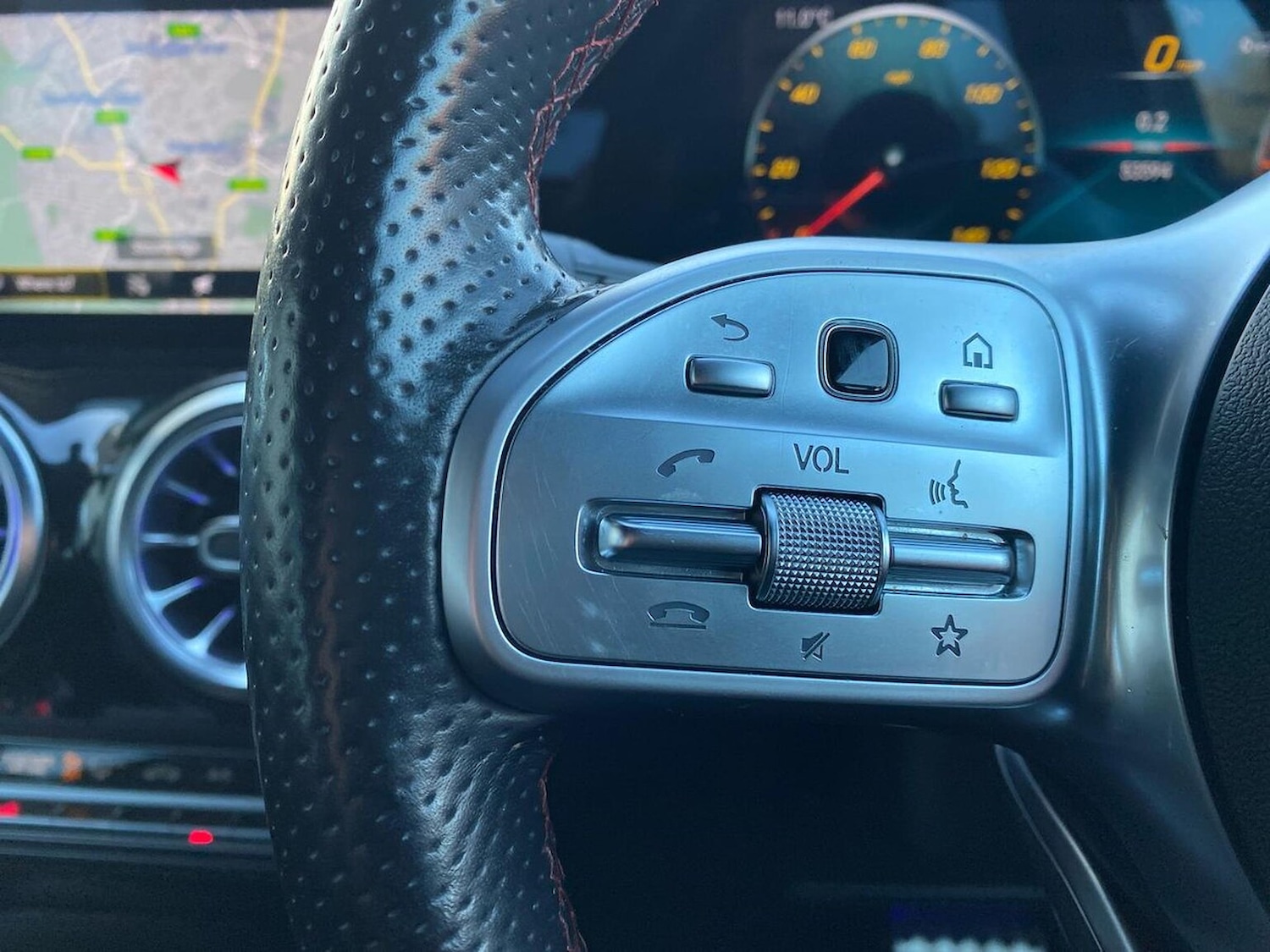 Used Mercedes-Benz EQA 2021 for sale - 76879705: Photo 26