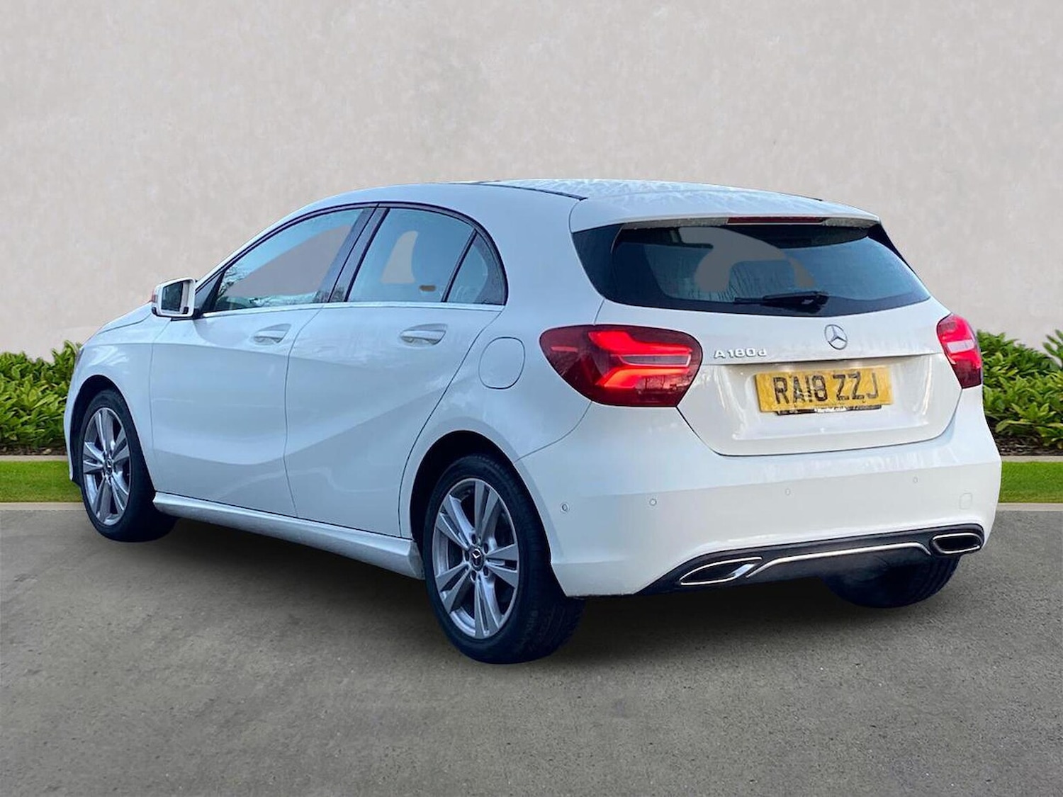 Used Mercedes-Benz A-Class 2018 for sale - 76791824: Photo 2