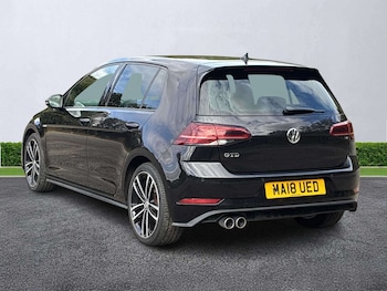 Used Volkswagen Golf 2018 for sale - 79537682: Photo