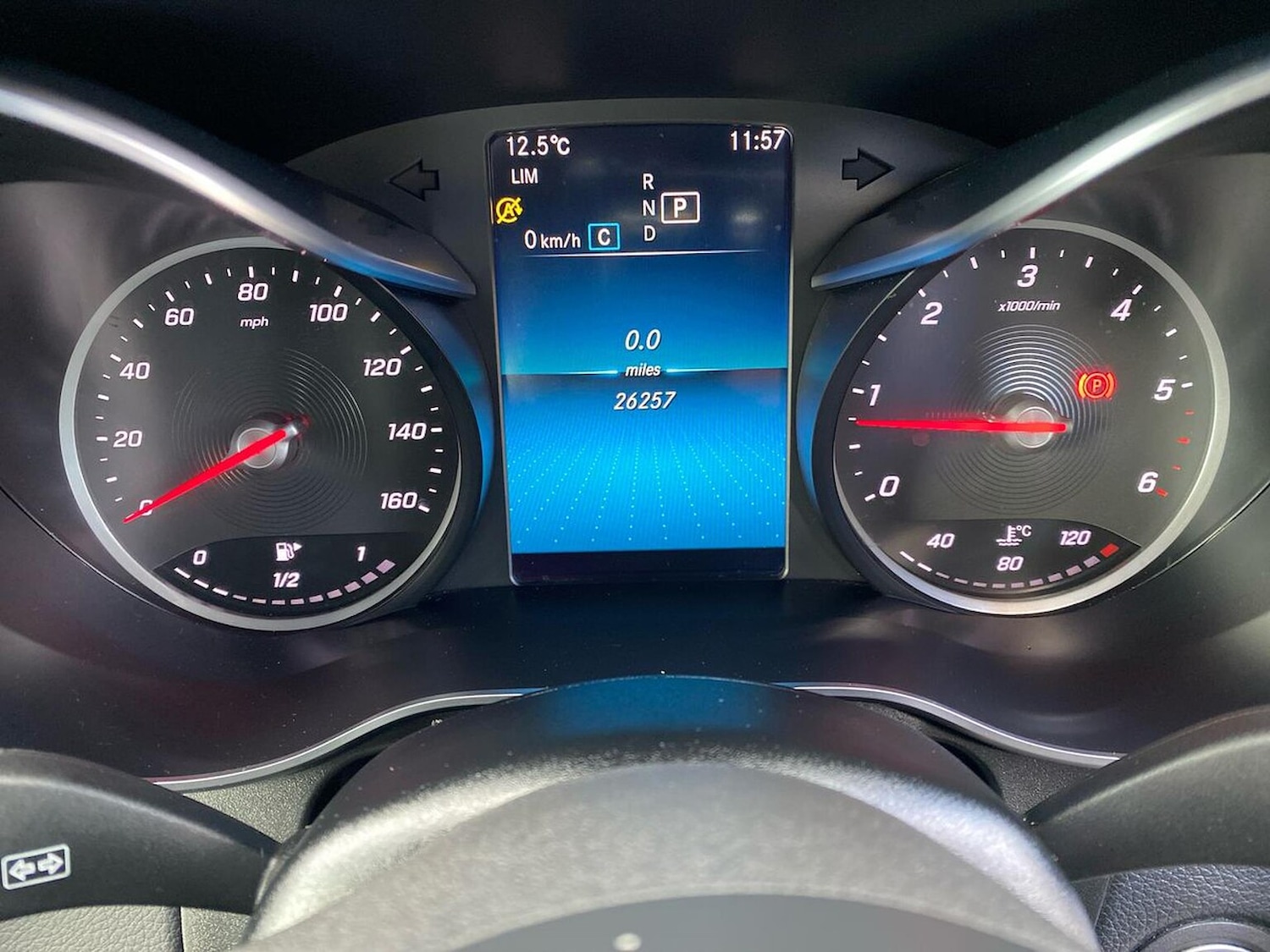 Used Mercedes-Benz GLC 2021 for sale - 76365076: Photo 10